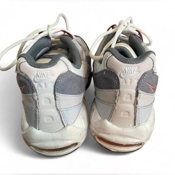 Nike AirMax 95 Vast Grey Red Stardust Lace Up Sneakers Tennis Shoes Mens 8.5 - Picture 5 of 9